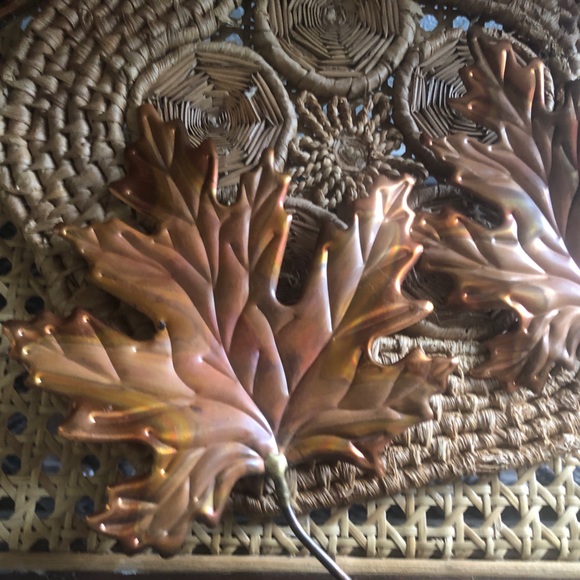 Pair of Detailed Brass Maple Wall Leaves - Picture 11 of 13